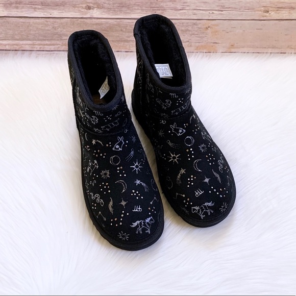 UGG Classic Zodiac Mini Black Boots - Picture 4 of 9